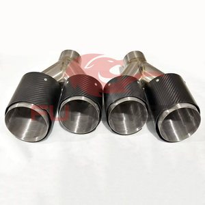 Doble fibra de carbono + titanio negro Universal Auto <span class=keywords><strong>Akrapovic</strong></span> Punta de escape <span class=keywords><strong>Tubo</strong></span> de doble extremo para BMW BENZ VW Golf TOYOTA - Product Image 1