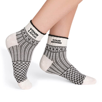 Nouveaux produits Chaussettes en laine quart de tour Hiver Femme Rétro Épaisses Chaudes Chaussettes décontractées Chaussettes en laine tricotées sur mesure