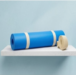 Tapis de yoga léger antidérapant en EVA de 4 mm pour le yoga, le Pilates et les exercices, avec surface texturée antidérapante et sangle de transport - Product Image 1