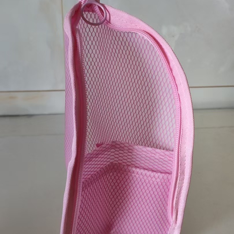 Trousse de toilette rose minimaliste