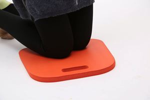 Coussins d'extérieur en mousse extra épais et légers, portables, avec logo personnalisé pour gradins - Cadeau - Product Image 2
