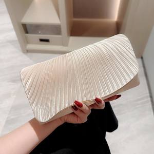 Sac à bandoulière brillant pour femme, élégant sac de soirée pour dames, sacs de créateur pour femmes, sac fourre-tout décontracté pour l'extérieur - Product Image 4