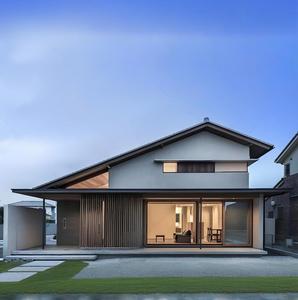 Modern Rustic Gable Roof Prefab <strong>House</strong> <strong>Wood</strong> Accented European Tropical Style Steel Material Portable for Scenic Living Kitchen - Product Image 1