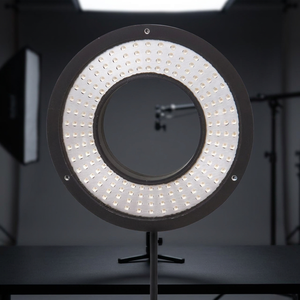 Producto de iluminación fotográfica IFM O2D919 - Product Image 3