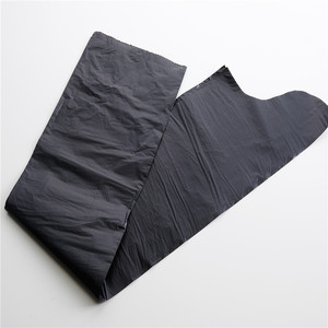 Sacs poubelles HDPE LDPE haute résistance, sacs poubelles industriels, grands sacs noirs épais et robustes pour travaux de construction, fabriqués au Vietnam. - Product Image 3