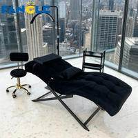Table de massage et de soin des cils incurvée de luxe moderne en velours noir, mobilier de salon