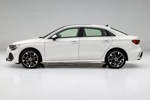 <span class=keywords><strong>Audi</strong></span> <span class=keywords><strong>A3</strong></span> Limousine 1.5T d'occasion 2020-2025, conduite à gauche, 5 places, 225/45R17, cuir, entièrement équipée, VOITURE D'OCCASION - Product Image 4