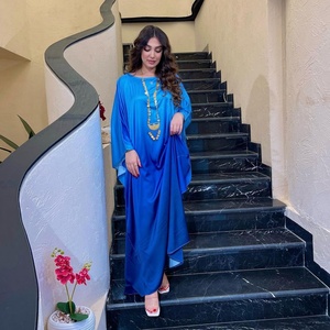 Mode <span class=keywords><strong>Satin</strong></span> Élégant <span class=keywords><strong>Djellaba</strong></span> Musulman Modeste Robe Dubaï Manches Chauve-Souris Abaya Robe Brillante Abaya Dubaï Turquie Islam Maxi Robe - Product Image 2