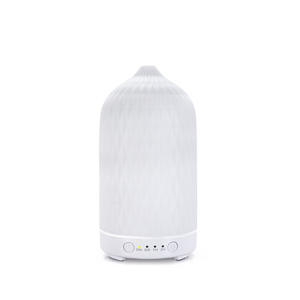 Diffuseur d'arômes YX-212, humidificateur ultrasonique de 200 ml avec lumières colorées pour usage domestique et commercial - Product Image 1