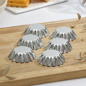 Commercio all'ingrosso della fabbrica Set di 6 pezzi Mini <span class=keywords><strong>stampi</strong></span> per pasticceria in metallo stampo per tortine rotonde con diametro 7cm Mini Bakeware - Product Image 3