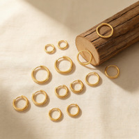 Boucles d'oreilles créoles Huggie étanches en acier inoxydable 316L plaqué or PVD 18 carats avec breloques DIY, thème Icônes du Voyage et du Style de Vie, pour femmes