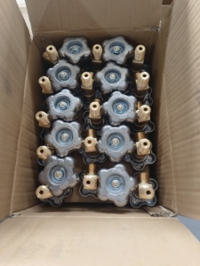 Valvola del cilindro di ossido di azoto di grado industriale in ottone valvola del Gas N2O V-3 valvola della bombola di ossigeno OEM/ODM disponibile - Product Image 3