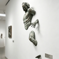 Sculpture d'art métallique, La lutte intérieure - Œuvre d'art modulaire en bronze exprimant la liberté contre le confinement, Sculpture en bronze