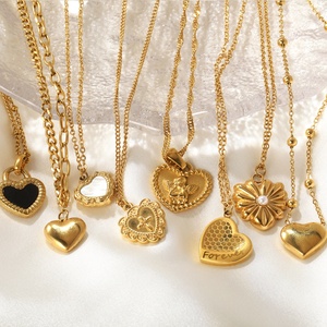 Colliers Pendentifs Cœur Personnalisés en Acier Inoxydable Plaqué Or 18K avec Zircon Coquillage pour Couples Amoureux, Vente en Gros de Bijoux pour Femmes - Product Image 4