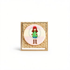 Bottone Decorativo in Perla Ilan 30mm con Design Ragazza per Lavori Artigianali - Product Image 1