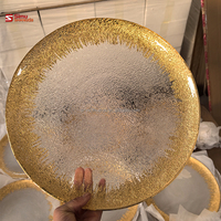 Assiettes en verre dorées de 13 pouces pour mariage, ensemble d'assiettes de présentation modernes pour la location d'événements