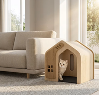 Abri pour chien moderne en bois, design à toit en pente, niche cachette avec coussin, mobilier décoratif pour chien d'intérieur, blanc, écologique, tout-en-un