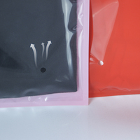 Sacs de vente au détail en plastique Mylar transparent imprimés sur mesure avec poignées, sacs à fermeture éclair avec poignée pour vêtements