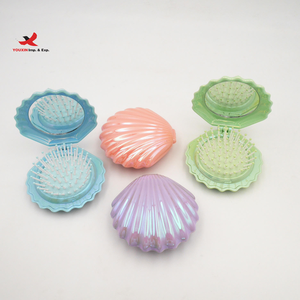 Espejo de Maquillaje Láser Portátil Mini, Económico, con Peine para Piojos y Mango de Plástico - Espejo Cosmético de Mano - Product Image 2