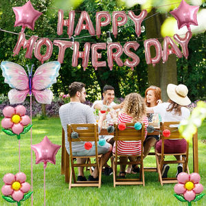 Ensemble de ballons et de bannières pour la fête des mères avec des fleurs et des papillons pour la décoration de la fête des mères - Product Image 4