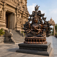 Statue de divinité bouddhiste multi-bras en bronze coulé sur mesure avec finition laiton, base lotus et motif animalier pour temples, hôtels et art public