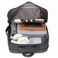 Sac à dos pour ordinateur portable élégant et personnalisé, résistant aux chocs, avec plusieurs compartiments de rangement bien organisés, idéal pour les trajets professionnels