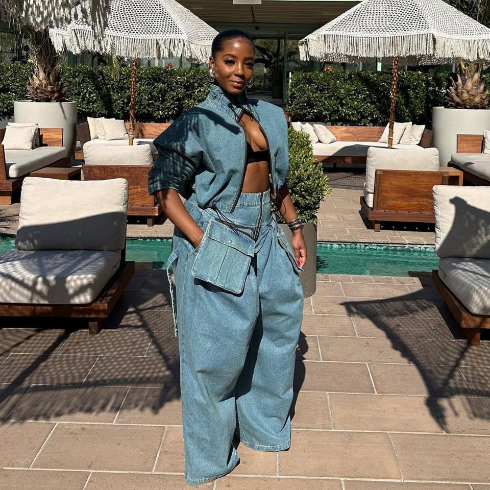 Think Boutique Vintage Style Women Long Sleeve Turtleneck Elegant Denim Tops And Loose Cargo Jean Pant 2 Piece Sets For Women