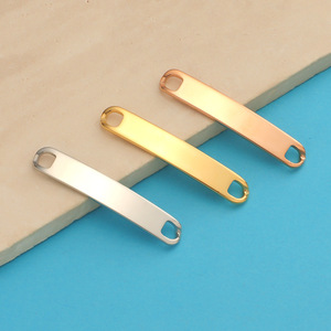 Fabricant de breloques rectangulaires incurvées personnalisées en acier inoxydable, or rose 18 carats, gravure, breloque vierge d'identification pour bracelet - Product Image 5