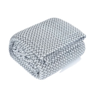 Couverture en molleton de flanelle Jacquard cationique de luxe pour la décoration de la maison couverture légère floue douce confortable chaude personnalisée - Product Image 1