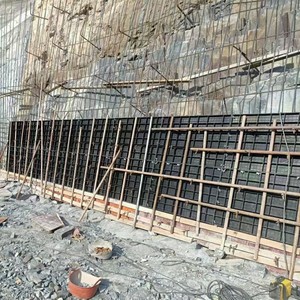 Coffrage plastique pour construction en béton coulé sur place de murs de soutènement, caniveaux, conduites, tunnels, moules et fossés d'ingénierie - Product Image 4