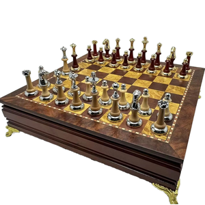 Set di <span class=keywords><strong>Scacchi</strong></span> di Lusso in Stile Europeo di Alta Gamma <span class=keywords><strong>con</strong></span> Pezzi in Metallo Abbinati Adatto per Giochi di Famiglia e Regali - Product Image 6