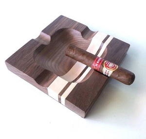 Wooden Square Desktop Ashtray Minimalist Design Home Use - Product Image 1