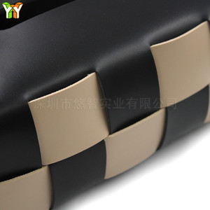 Caja de pañuelos tejida con diseño de tablero de ajedrez en blanco y negro, cubierta de cuero de estilo europeo para pañuelos faciales, para uso en el hogar y en el escritorio. - Product Image 5
