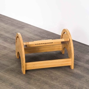 Reposapiés de madera debajo del escritorio Rodillo masajeador de pies de bambú Reposapiés ajustable para oficina - Product Image 3
