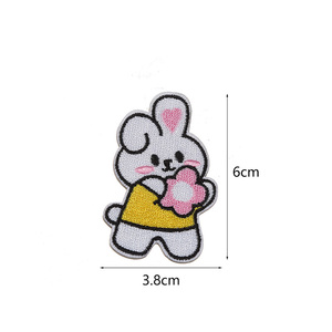 Giá bán buôn đáng yêu sắt trên tự dính ủng hộ thêu phim hoạt hình thỏ các bản vá lỗi cho quần áo túi hat - Product Image 4