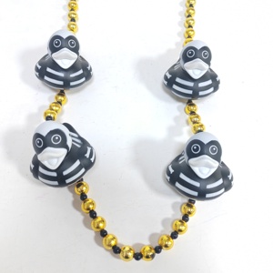 Vendita calda di <span class=keywords><strong>Halloween</strong></span> a tema bianco e nero di gomma anatra Mardi Gras collana di perline di carnevale per feste - Product Image 2