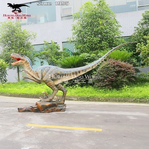 Dinosaure en mouvement Velociraptor animé grandeur nature pour enfants Jouet d'intérieur apportant le frisson de l'ère jurassique à la vie - Product Image 6