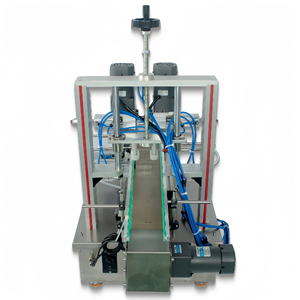 Ligne d'embouteillage entièrement automatique pour bouteilles cosmétiques en PET avec équipement de capsulage et d'étiquetage pour emballages multifonctionnels en verre et en canettes - Product Image 3