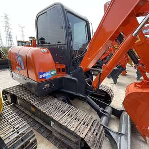 รถขุดมือสอง Doosan DH60-7 เครื่องยนต์ Yanmar พร้อมปั๊ม เกียร์ มอเตอร์ รถตีนตะขาบสำหรับงานก่อสร้างและงานดินดิบ พร้อมใบรับรอง CE - Product Image 3