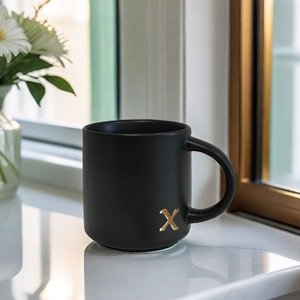 แก้วเซรามิคสีดำลายอักษรย่อ 15 ออนซ์ แก้วกาแฟลายอักษรทองคำ แก้วชาอักษรภาษาอังกฤษสุดหรู แก้ว <span class=keywords><strong>X</strong></span> เหมาะสำหรับตกแต่งสำนักงานและบ้าน - Product Image 4