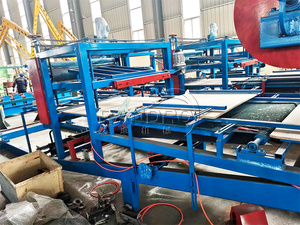 RANDRO EPS-Sandwich-Dachplatten-Rollformmaschine Steinwolle-Sandwichplatten-Rollformmaschine Produktionslinie - Product Image 4