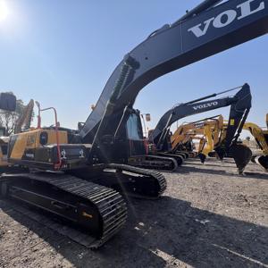 Excavatrice sur chenilles Volvo EC240 d'occasion modèle 2020 à faible durée de fonctionnement Boîte de vitesses moteur 24 tonnes Composants d'origine - Product Image 3