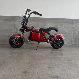 La <span class=keywords><strong>trottinette</strong></span> électrique de 4000 W n'<span class=keywords><strong>a</strong></span> pas de roues avant ni arrière, n'<span class=keywords><strong>a</strong></span> pas de batterie et n'<span class=keywords><strong>a</strong></span> pas de freins. - Product Image 3