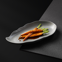 Assiettes à sushi en porcelaine fine YAYU, grises mates, avec glaçure réactive haute température, pour la restauration, les traiteurs et l'hôtellerie (vente en gros)