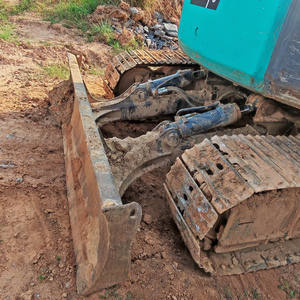 Kohdlo SK135SR-2 सेकेंडहैंड हाइड्रोलिक क्रॉलर पृथ्वी-चलती डिगर्स स्कि135 ने फ्लैट बाल्टी के साथ पूर्व-स्वामित्व वाली मशीन का उपयोग किया - Product Image 5