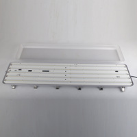 Luminaire LED Tri-Proof IP65 Étanche Industriel à Large Faisceau avec Cache PC AC85-265V pour Entrepôt Usine Garage