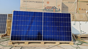Paneles Solares Monocristalinos de Alta Eficiencia de 500W-750W para Uso Industrial - Product Image 2
