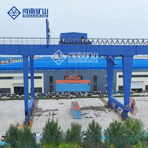 رافعة قنطرية حاوية محمولة بالسكك الحديدية 20 قدمًا و 40 قدمًا من المورد الصيني بتصميم منفذ مع محرك 40 طنًا و 35 طنًا وحافظات غنية - Product Image 2