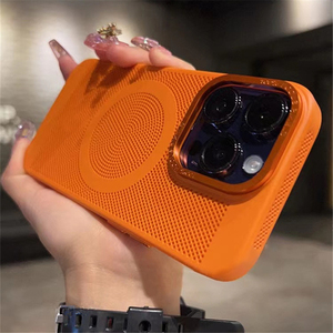 Case di lusso Ultra-sottile griglia di dissipazione del calore custodia magnetica opaca per <span class=keywords><strong>iPhone</strong></span> 16 <span class=keywords><strong>11</strong></span> Pro Max <span class=keywords><strong>Cover</strong></span> in acciaio duro per <span class=keywords><strong>iPhone</strong></span> 15 Pro PC - Product Image 2