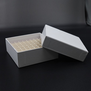 Caja Criogénica de Papel para Tubos de Biotecnología Yuwei, 81 Compartimentos, Tapa Abatible, Rejilla para Almacenamiento de Muestras - Product Image 1